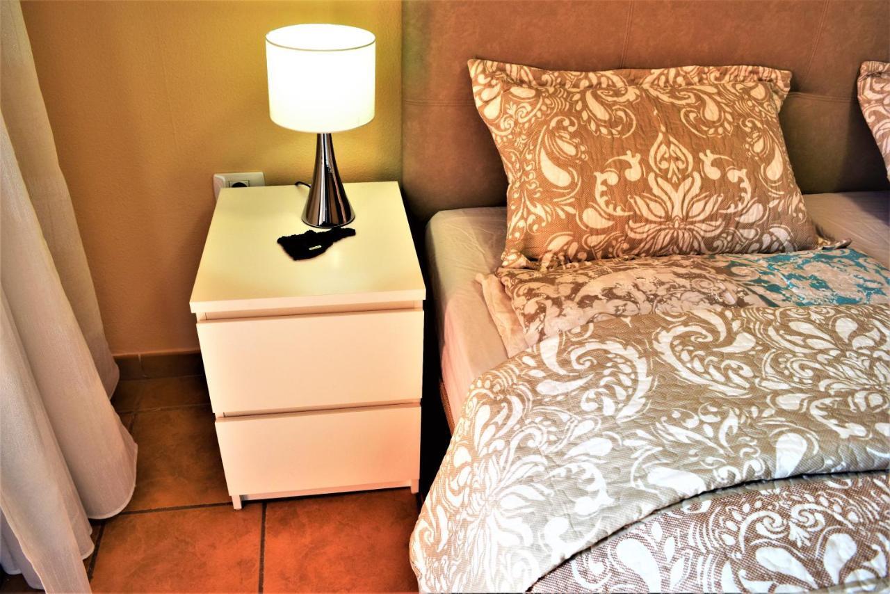 Victoria Family Apartman Tenerife Costa Del Silencio Εξωτερικό φωτογραφία